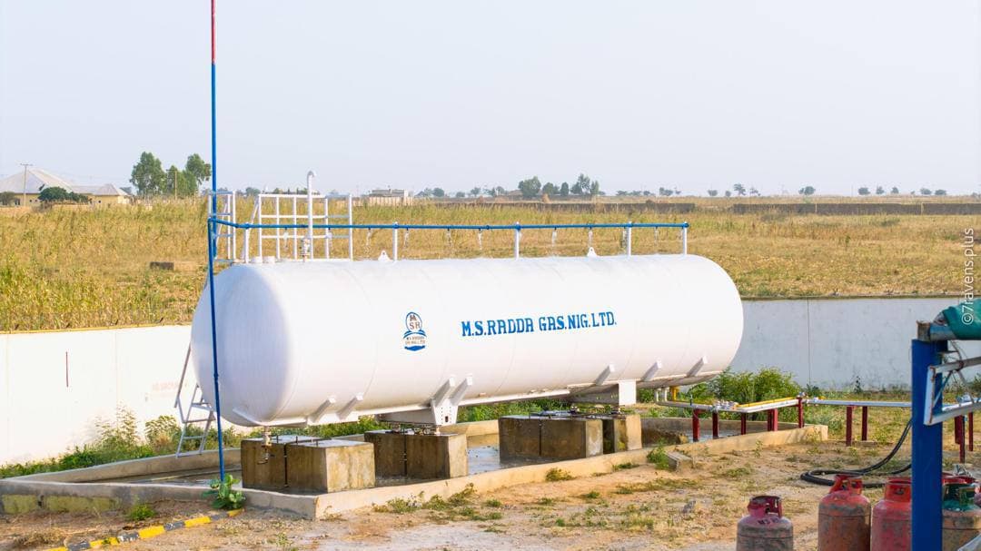 Large LPG storage tank with MS Raddah branding